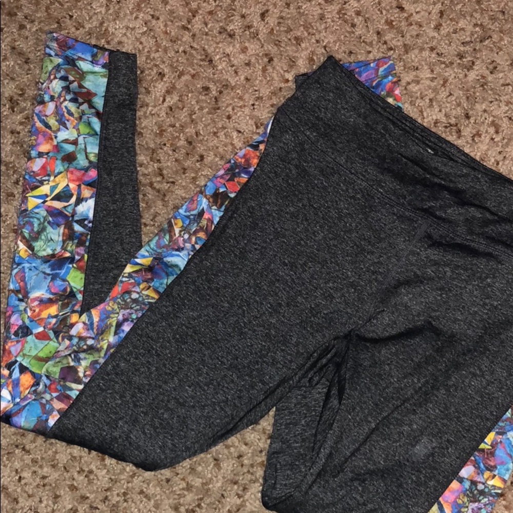 LulaRoe leggings. Super cute. Great condition